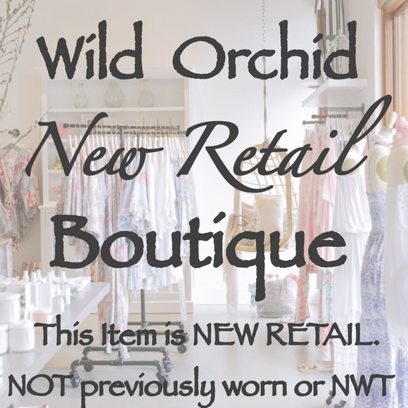 ⚜️BOGO SALE⚜️• Final Clearance • LASER CUT BOOTIE - Picture 6 of 6